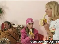 自家製ロシアの妻美しい性交と彼の妻 無料 女性 の ため の アダルト