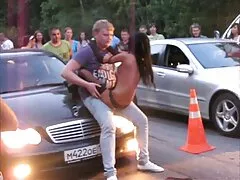 自家製は、ロシアの幅から吸います 無料 エロ 動画 女性 向き