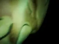 若い警官が太りすぎの女性をトランクに植えた アダルト ビデオ 女子 向け