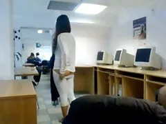 これらの二つの男弄ロシアの処女 動画 アダルト 女性 向け