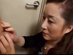 ディックを吸う